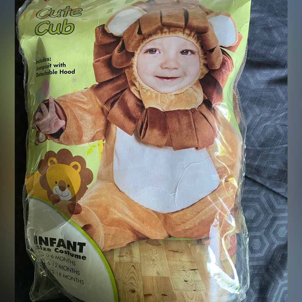 12-18month lion costume